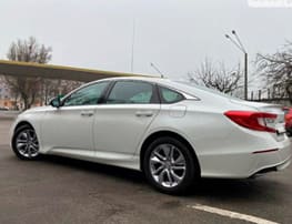 HONDA CR-V LX 2018